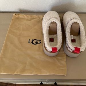Faux Boucle Uggs - Women’s size 7